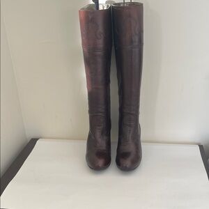 Genuine Leather Western Style Tall Boots with discreet stitching. Lightly Worn